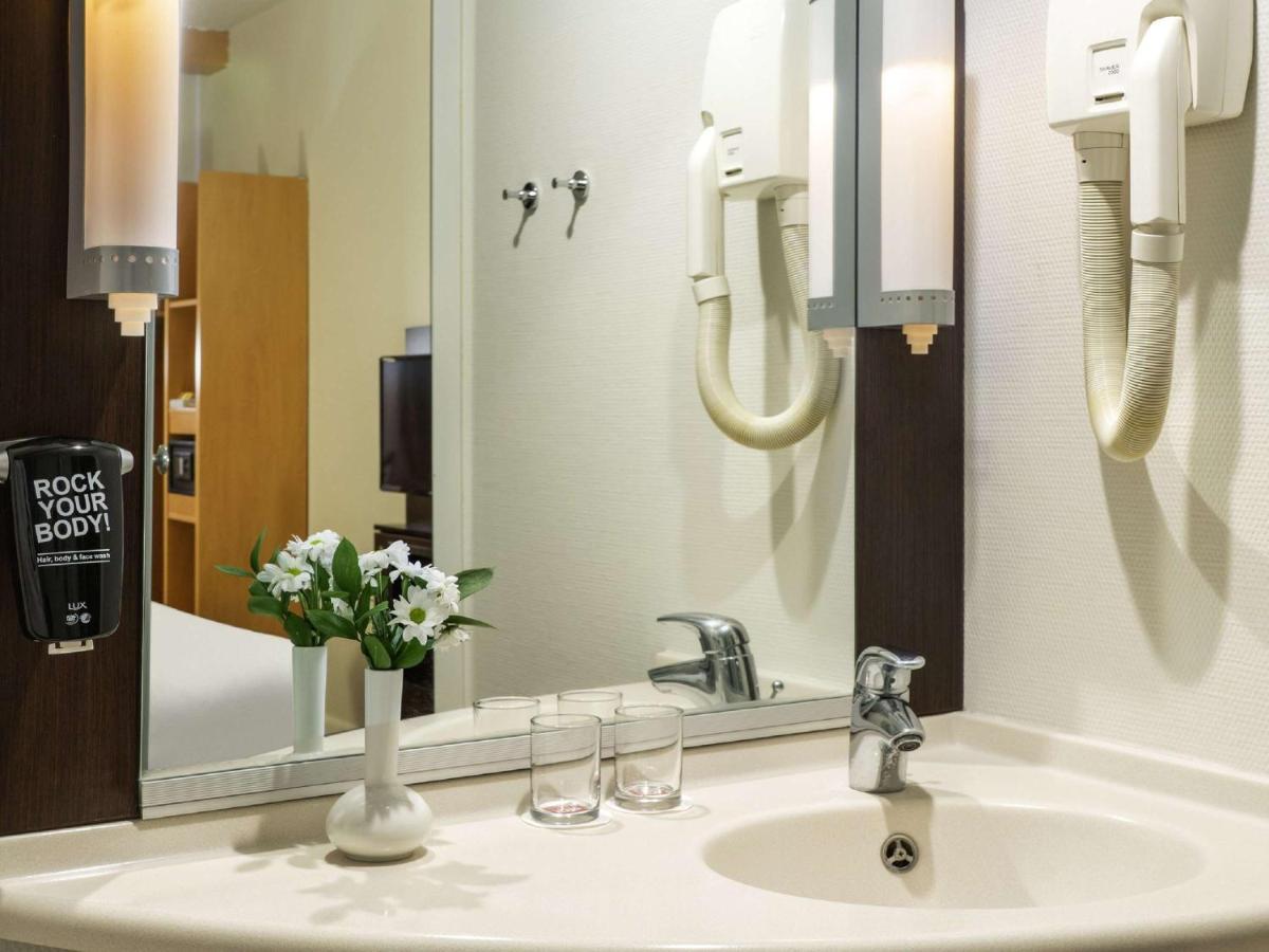 Ibis 3*